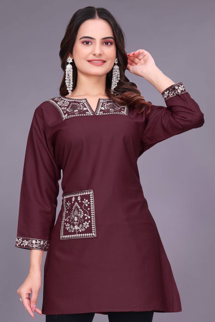 Women’s Embroidered Kurti